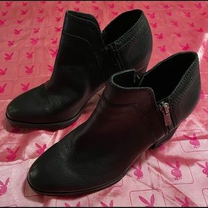 Lucky Brand Natlee Leather Ankle Booties